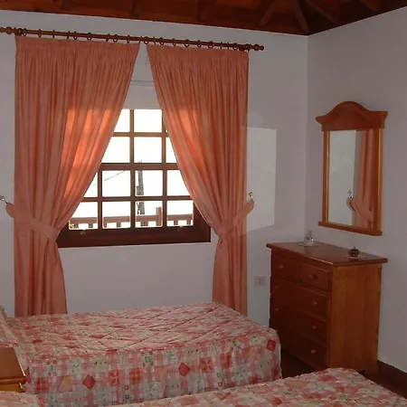 Casa Vinedos A Фуэнкальенте-де-ла-Пальма